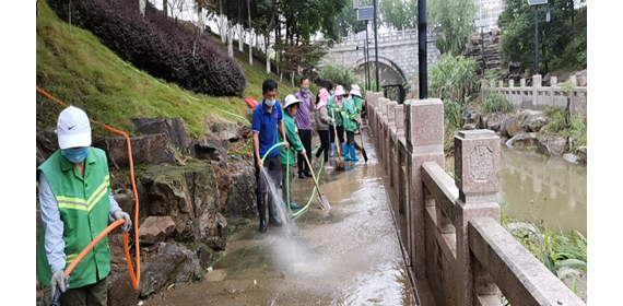 鄂州市绿化处：暴雨后紧急清淤除障 全力恢复游园风貌