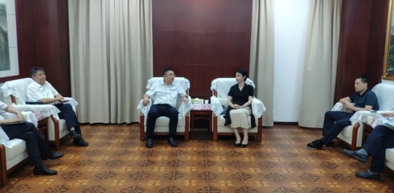 湖北工建党委书记、董事长刘光辉拜会汉阳区委书记、区长徐丽