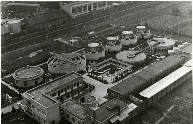 3上世纪八十年代建的集中处理印染污水的厂房