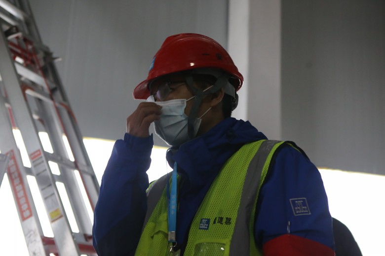 雷神山医院建设者邵进:二宝就叫邵克难