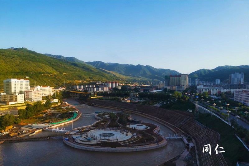 扬帆起航新征程 黄南州同仁县实现从"县"向"市"新跨越