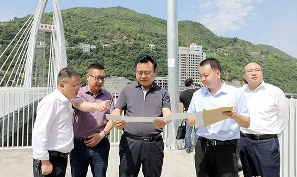 坚持常管长严 确保安全稳定      中华建设网讯  6月21日,郧西县委