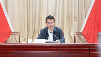 会上,黄陂区城管局局长伍拥军,副局长熊辉分別就近期餐饮场所燃气安全