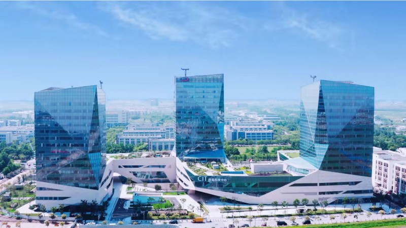 临港新片区首座鲁班奖上海建工七建集团匠心打造临港创晶科技中心