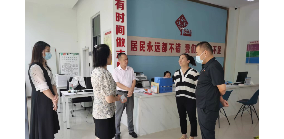 居民天然气充值不便 武汉东湖高新城管协调设立自助服务点