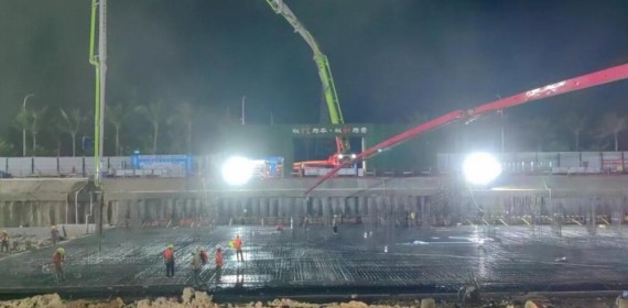 海口美兰厂完成江东玺悦东岸项目首块底板浇筑
