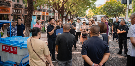 武汉市黄陂区召开“退桶还路”  生活垃圾定制收运作业观摩会