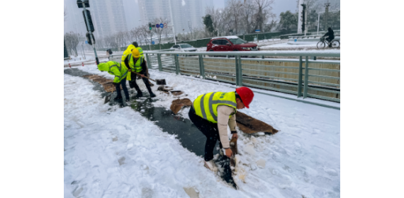 冰雪天气安全排查  汉阳保障燃气和桥隧平稳运行
