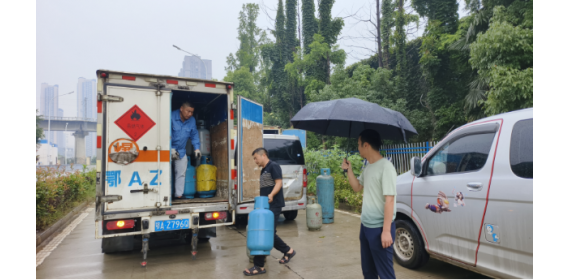 武汉市洪山区查处两起非法运输液化石油气案件